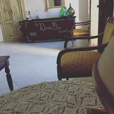 فندق مبيت وإفطار Donna Elena فيكو دل غراغانو
