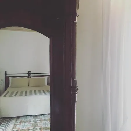 فندق مبيت وإفطار Donna Elena