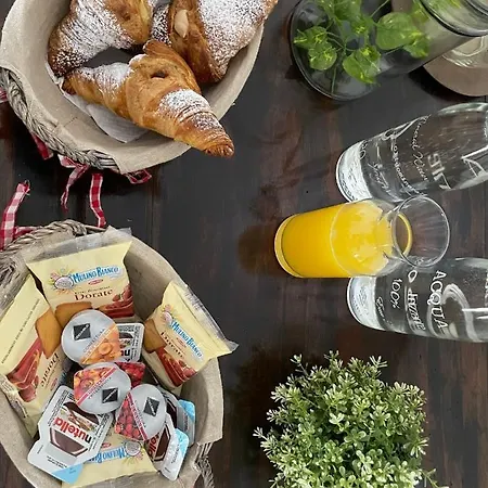 Donna Elena Frühstückspension Vico Del Gargano