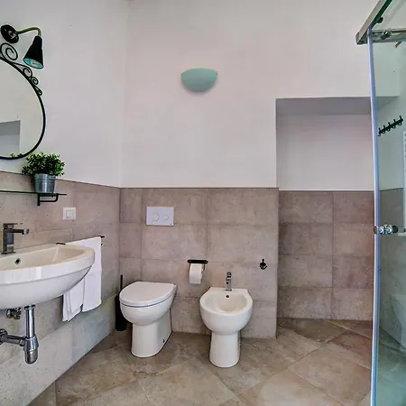 Donna Elena فندق مبيت وإفطار 3*